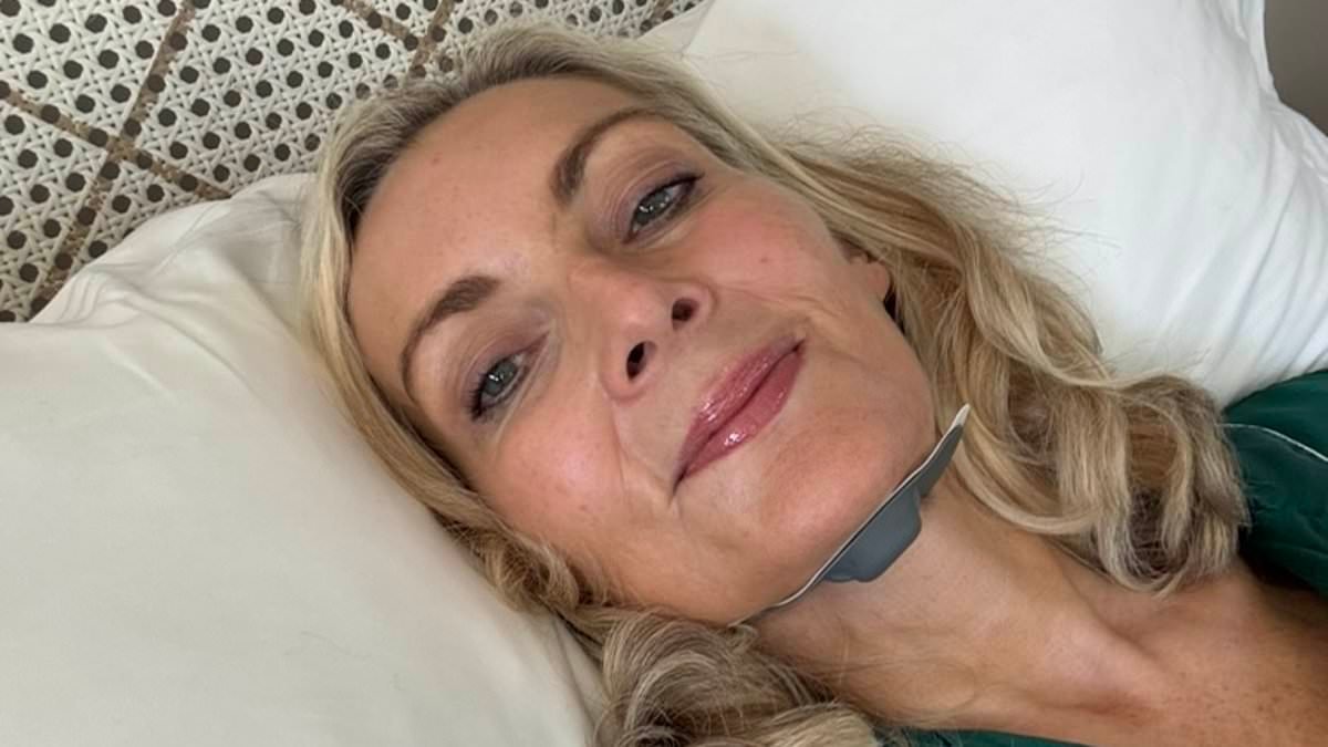ALICE SMELLIE: I was mortified by my snoring. Then I discovered this miracle cure... and stopped in just one night