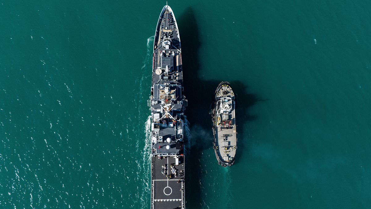 Italy proposes 'naval blockade' to stop migrants crossing the Mediterranean